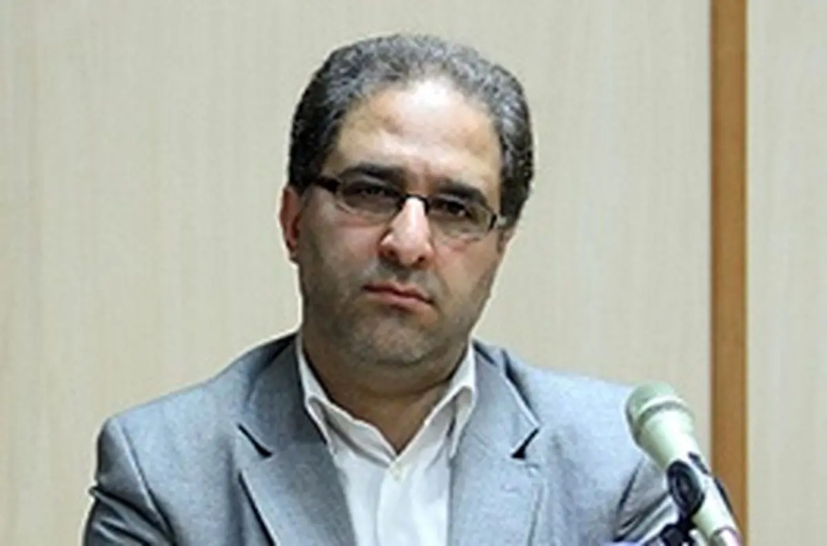 از استقبال اندک مردم تا آماده نبودن تجهیزات برخی غرفه‌ها/ روز نخست نمایشگاه کتاب چگونه گذشت؟