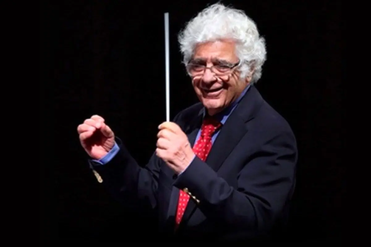 ببینید| اثر ۱۵ دقيقه‌ای جدید لوریس چکناوریان بنام "كورونا" منتشر شد