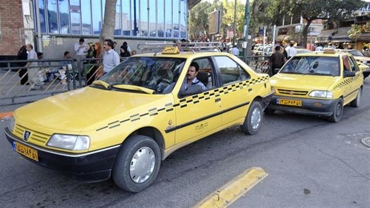 رانندگان تاکسی سنندج تسهیلات قرض‌الحسنه دریافت می‌کنند