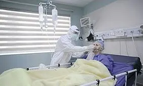 فیلم| رقص با جسد یک بیمار مرده کرونایی