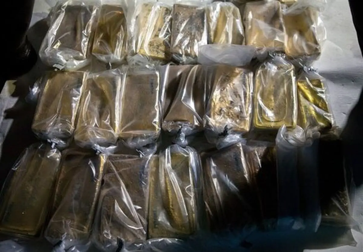 ادعای بلومبرگ/ ونزوئلا ۹ تن طلا به ایران داد