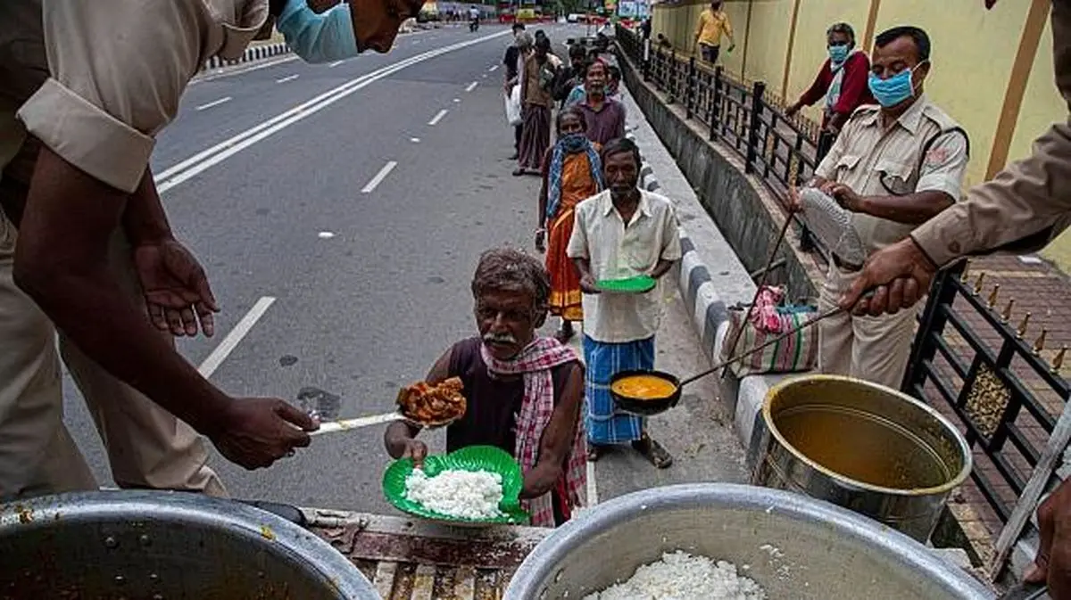 هشدار سازمان ملل: احتمالاً نیم میلیارد نفر در نتیجه شیوع کرونا فقیر می‌شوند