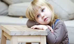 چگونه با کودک حساس و زودرنجم رفتار کنم؟