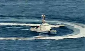 ناوهای آمریکایی وارد حریم منطقه تمرین نیروهای سپاه شدند / به آنها اخطار دادیم خارج شوند