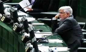 استعفا بدهید تا کسی دچار رودربایستی نشود