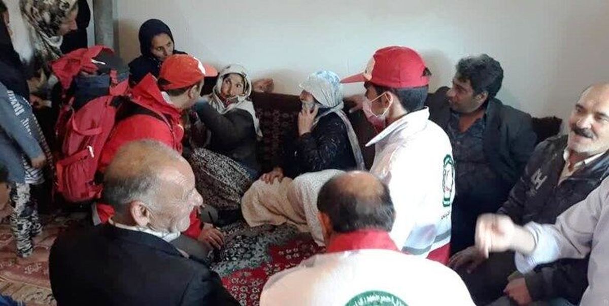 نجات پیرزن ۷۰ ساله از عمق جنگلهای ارسباران