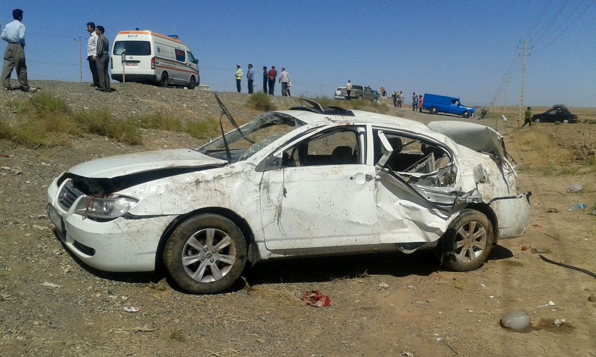 واژگونی خودروی لیفان در قزوین با 2 کشته و یک مجروح