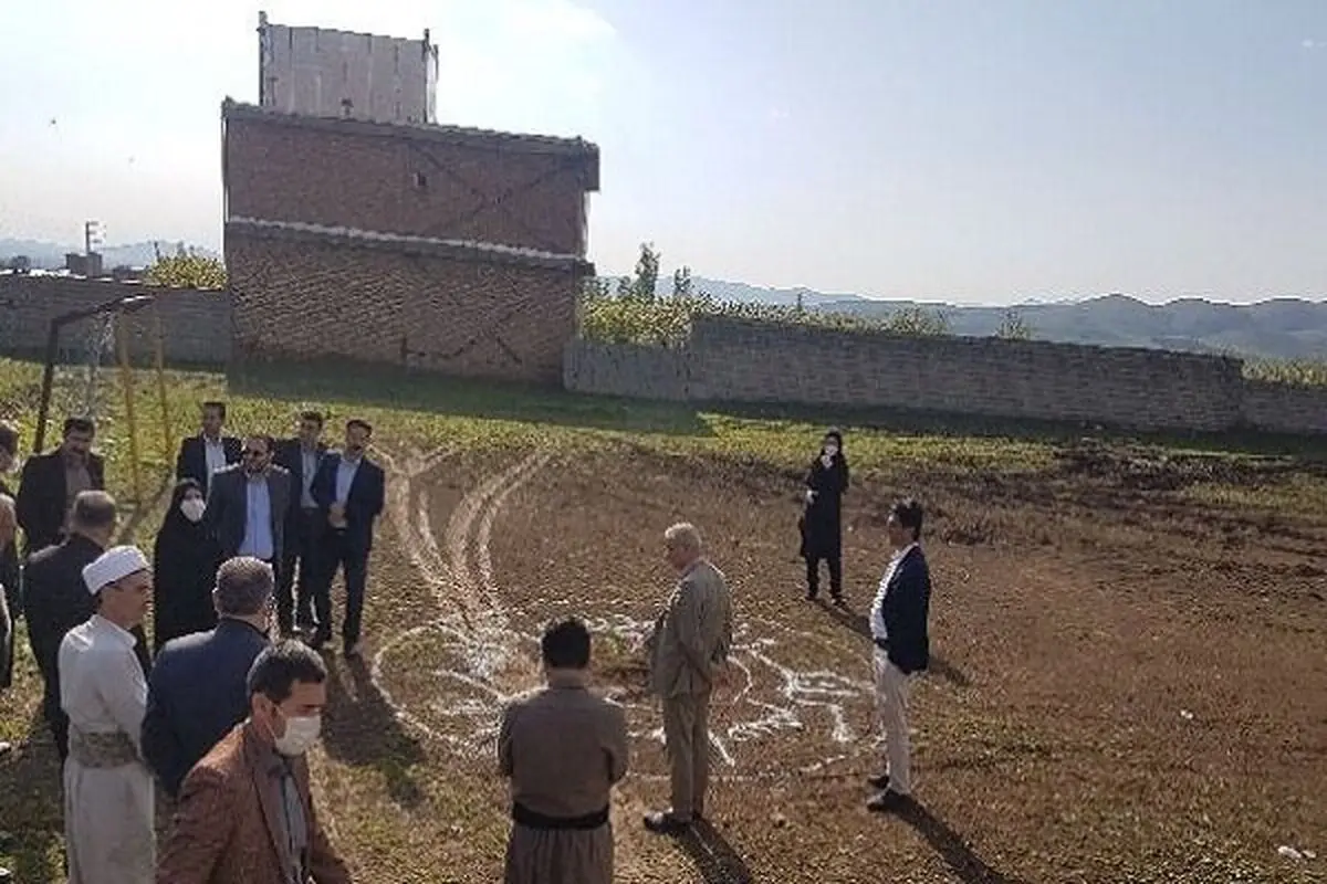 کلنگ احداث مدرسه 9 کلاسه در اشنویه بر زمین زده شد