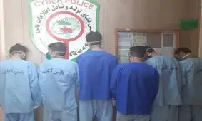 دستگیری ۵ کلاهبردار در پوشش دستفروش در مترو