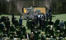 ادیانی: أین تذهبون؟ طرفدار کدام جمهوری اسلامی هستید / رحیمی: مجلس را متهم به ضدولایت کردید