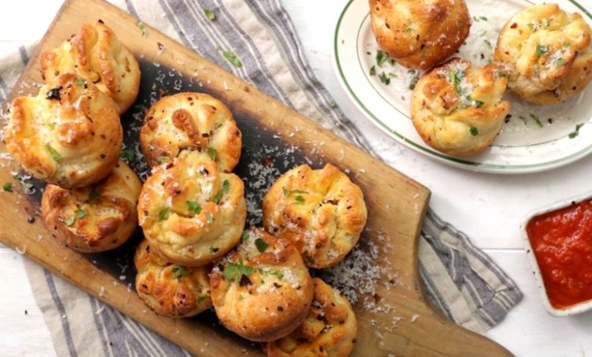 طرز تهیه توپک پوره سیب زمینی و پنیر