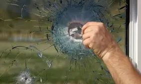 شیشه ضدگلوله چگونه اختراع شد؟