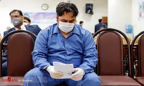 اقاریر روح الله زم به نقش داشتن در شکل گیری شورای ۲۹ رسانه برانداز/ متهم: بنی صدر و اردشیر امیرارجمند در فرانسه محافظ دارند