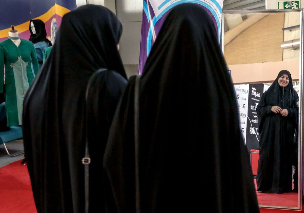 قیمت نجومی چادر مشکی در بازار/قوارهای ۲ میلیون تومان!