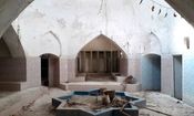 مرمت حمام 500 ساله در سرایان