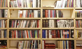 آغاز طرح بهارانه ۹۹ در ۳۵ کتابفروشی استان فارس