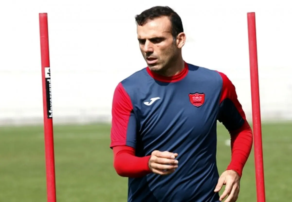 واکنش کاپیتان پرسپولیس به خبر ممنوع الخروجی‌اش