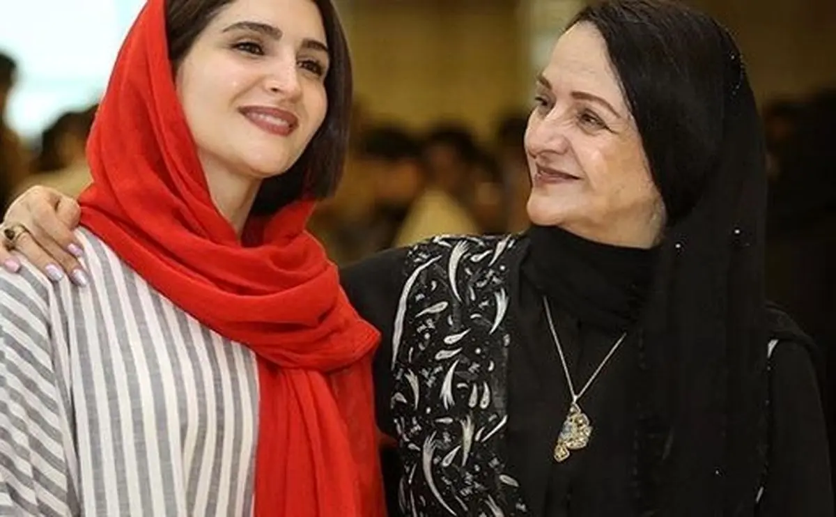 ابتلای گلاب آدینه و دخترش به کرونا در فروردین ماه: هرچی می‌خوردیم احساس می‌کردیم داریم کاه می‌خوریم / فیلم