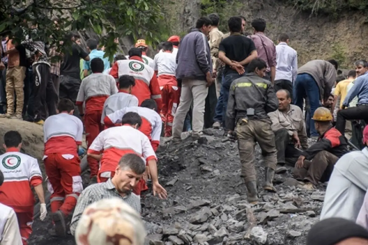 خانواده جان باختگان معدن زغال سنگ 210 میلیون تومان دیه می گیرند/ آخرین خبرها از وضعیت معدن زغال سنگ