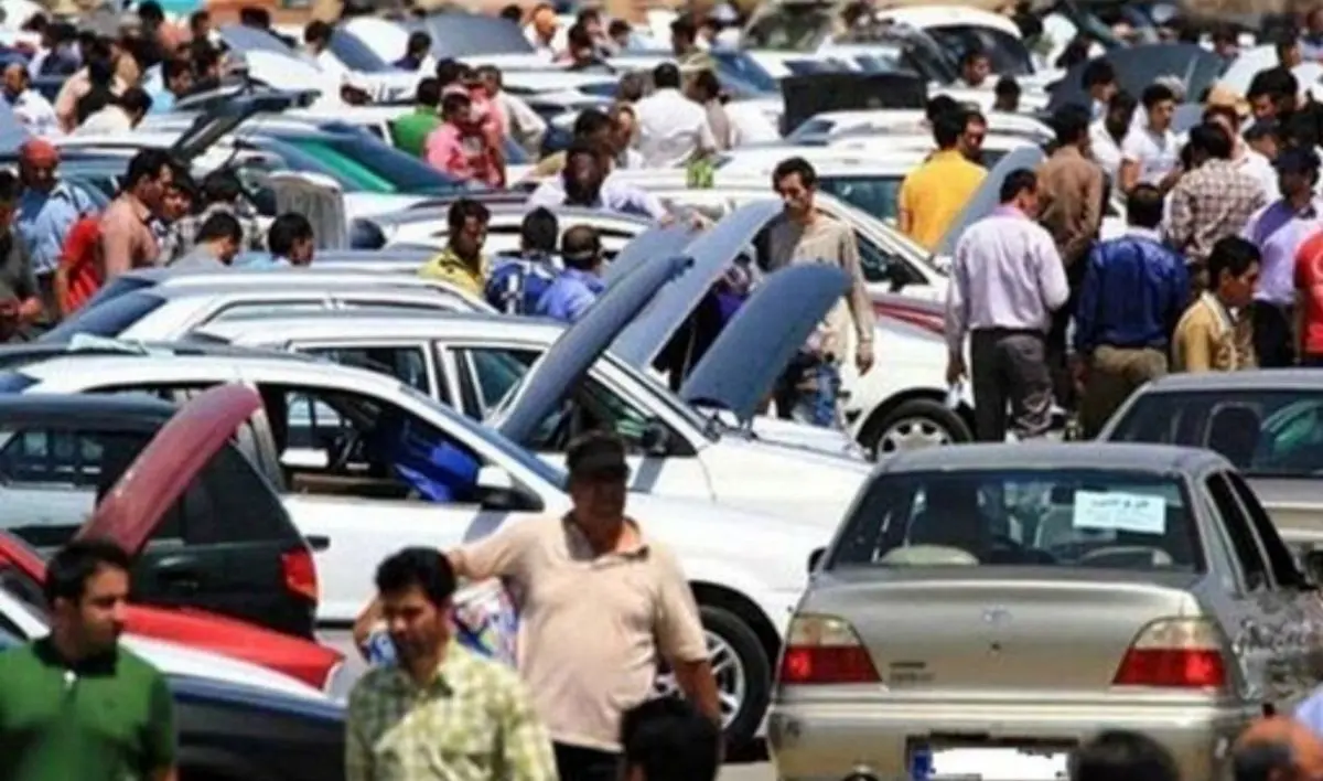 خودرو چه شد که گران شد؟ / پای بورس درمیان است!