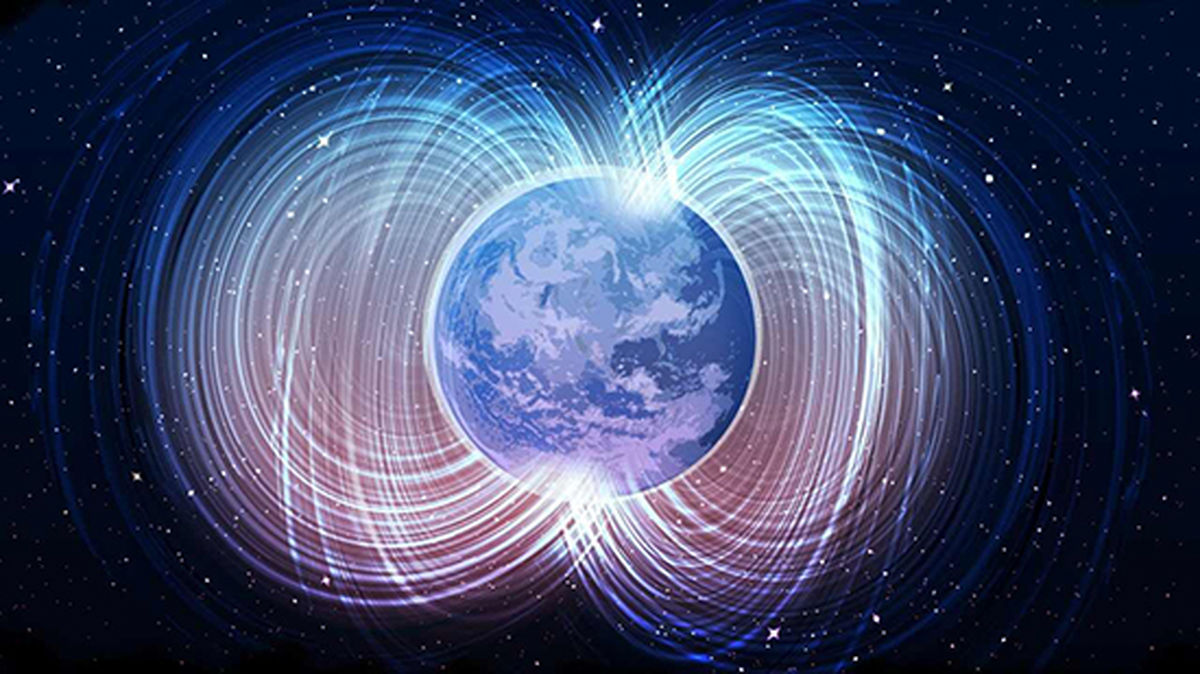 قطب مغناطیسی زمین در حال جابهجایی است؟