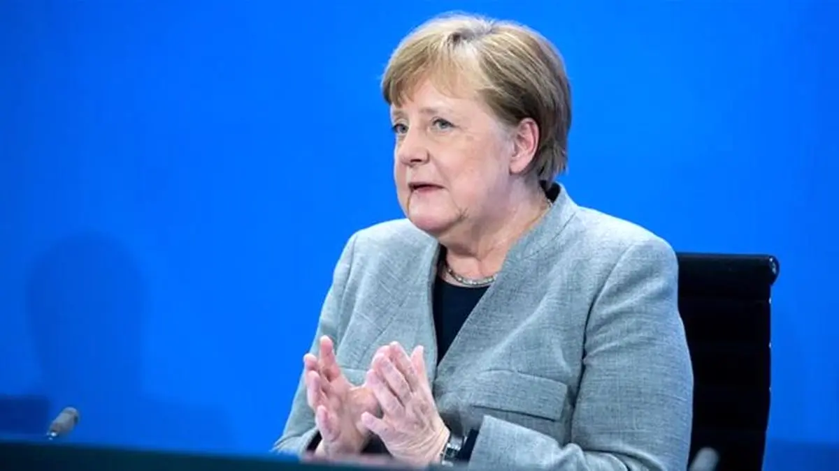 سفیر کشور مالت بعد از مقایسه مرکل با هیتلر استعفا داد