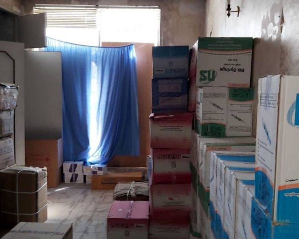 کشف ۲ انبار احتکار مواد غذایی و شوینده در شیراز