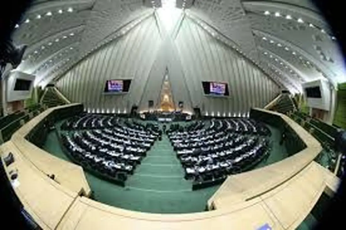 لزوم پیگیری عوامل شهادت شماری از پرسنل نیروی دریایی ارتش