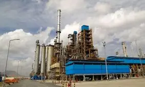 تصاویر متفاوت ۲ ماهواره آمریکایی و اروپایی از پالایشگاه آبادان؛ از بمباران‎های پیاپی در جنگ تحمیلی تا نفس راحت در سایه امنیت