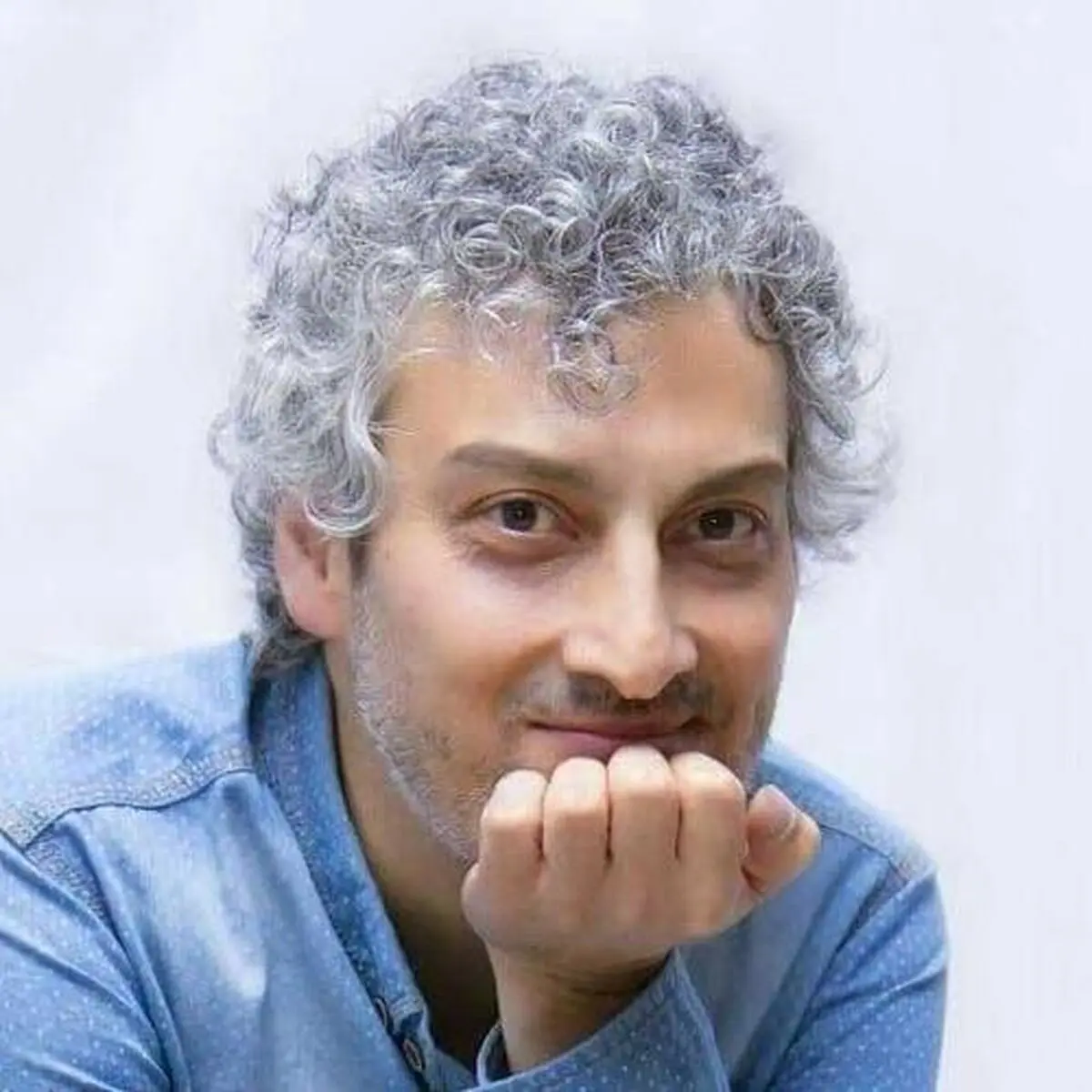 انشای کنایه‌آمیز ارژنگ امیرفضلی درباره کرونا