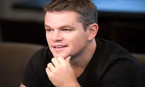 چرا بازیگر هالیوودی یک شهر کوچک ایرلندی را برای قرنطینه انتخاب کرده است؟