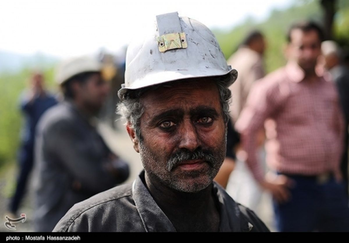 همدردی «خانواده شهدای آتشنشان پلاسکو» با خانودههای معدنچیان جانباخته معدن آزادشهر