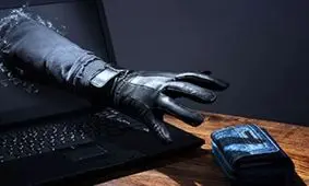 فیلم| خالی شدن کارت‌های بانکی این بار با همراهی وزیر قلابی