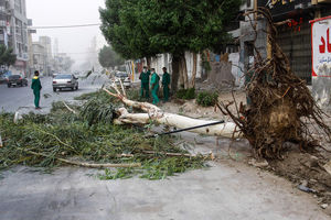 خسارت شدید طوفان در شهرهای بهار و همدان