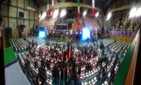 برق سالن گردهمایی حامیان روحانی قطع شد