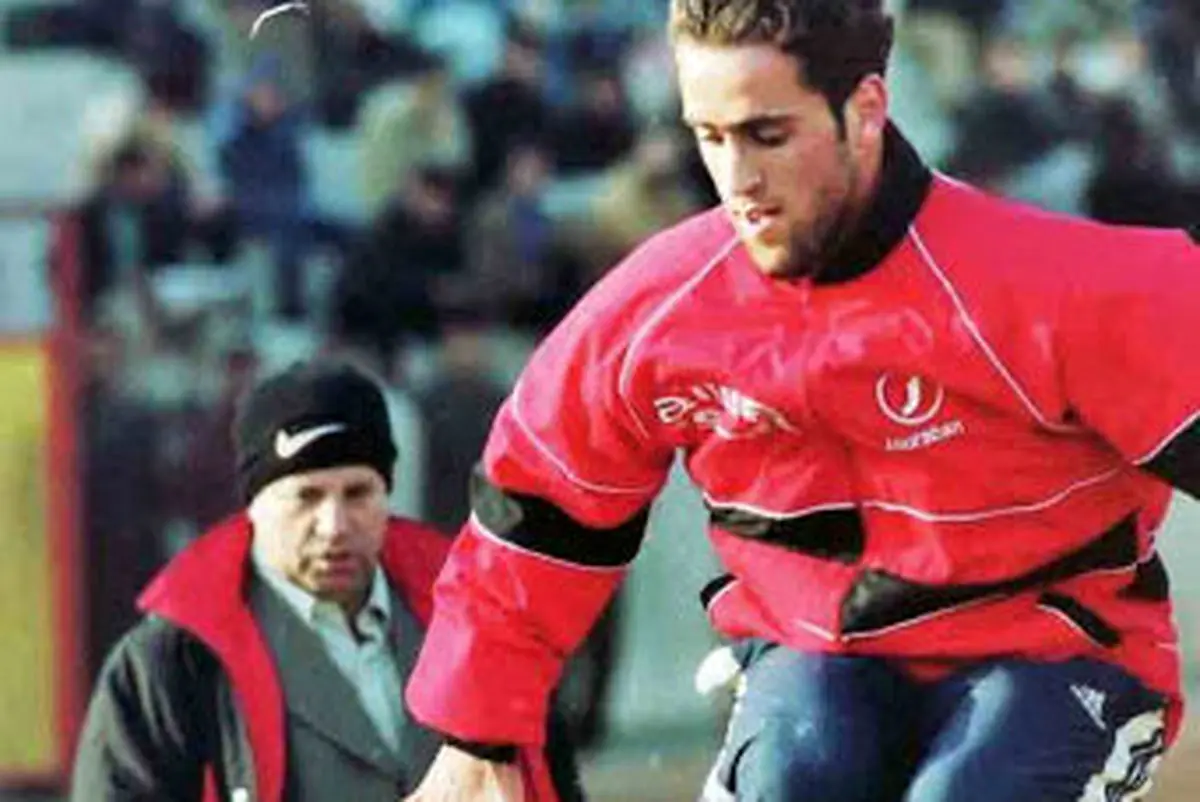 عکسی زیرخاکی از دوران پرسپولیس با علی پروین، علی کریمی و انصاریان