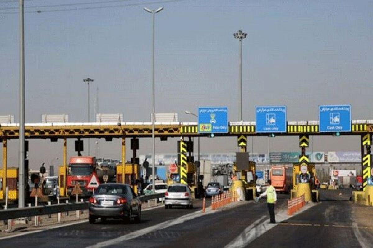 اخذ عوارض همه آزادراهها تا پایان سال الکترونیکی میشود