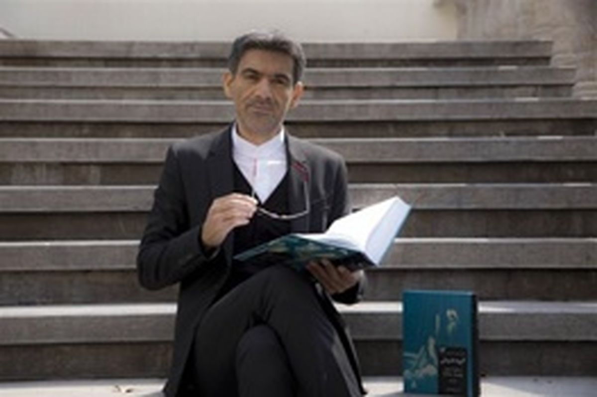 مراسمی برای کتابی که در دولت احمدینژاد، ۶۷۱ مورد ممیزی گرفت