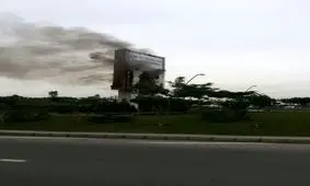 آتش گرفتن تابلو تبلیغاتی در اتوبان آزادگان