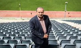 جدیدترین تصویر از مهدی تاج پس از ابتلا به کرونا و بازگشت به ایران/ عکس