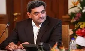 امروز حناچی با مترو به محل کار خود رفت