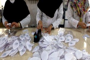 توزیع بیش از ۱۰۰ هزار ماسک در داروخانه‌های خراسان جنوبی