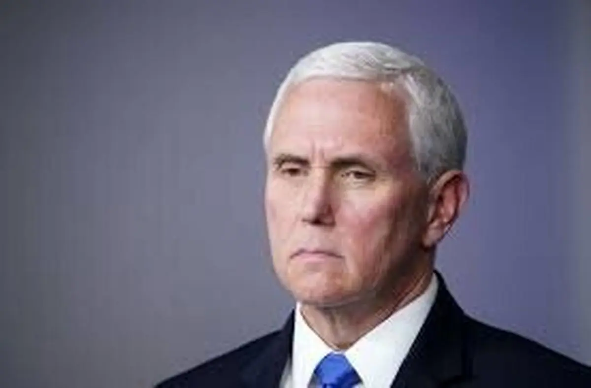 ماسک نزدن مایک پنس، جنجالی شد/ عکس و فیلم