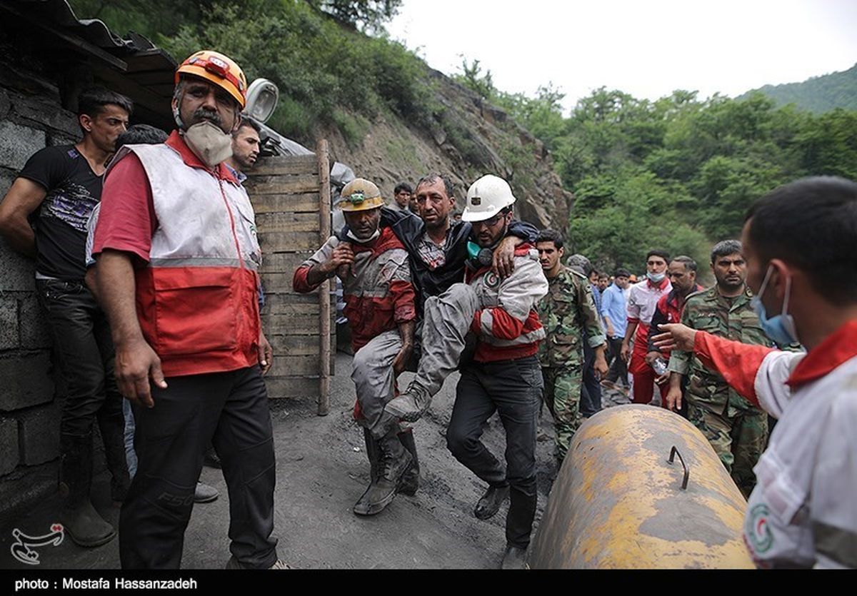 پیکر ۵ معدنچی در تونل معدن آزادشهر شناسایی شد؛ آمار کشتهشدگان به ۲۶ نفر رسید