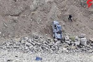 سه کشته در سقوط مرگبار خودرو به دره