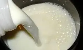 توقیف خودروی حمل غیر بهداشتی شیر در قزوین