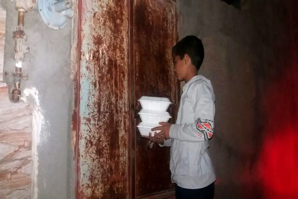 توزیع ۱۲هزار پرس غذای گرم بین نیازمندان ورامین