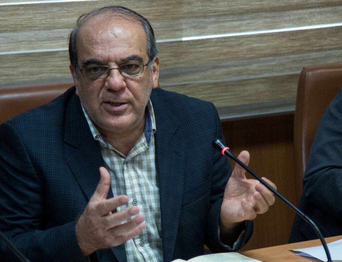 اعتبار دادگاه بدون استقلال وکیل بیمعناست