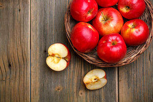 توت فرنگی و سیب بخورید تا آلزایمر نگیرید