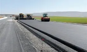 انجام عملیات بهسازی و آسفالت راه‌های روستایی شرق مازندران
